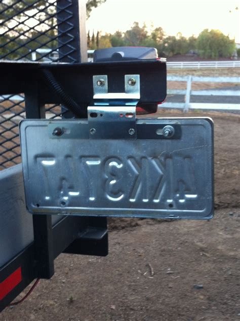 utility trailer license plate bracket